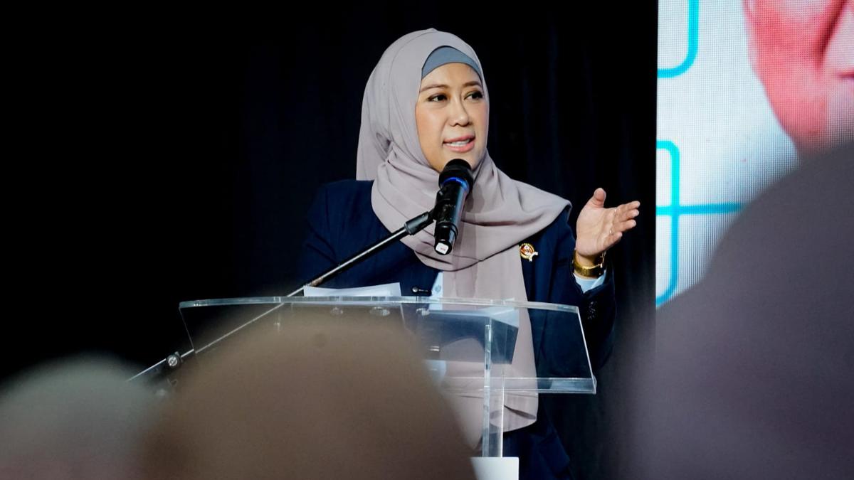 Menkomdigi Peringatkan Bahaya Ilusi Algoritma di Tengah Gelombang Demonstrasi