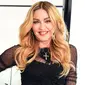 Berbeda dari masker lainnya, Madonna menghadirkan masker magnet sebagai opsi perawatan wajah Anda. (Foto:Billboard.com)