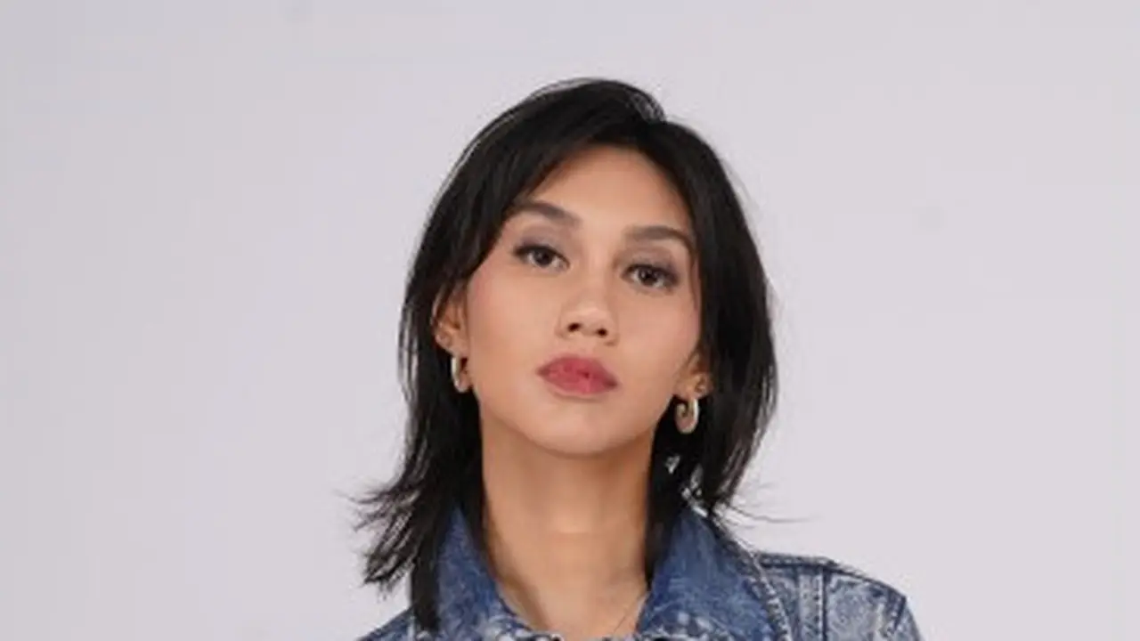 Naomi Crop Jacket