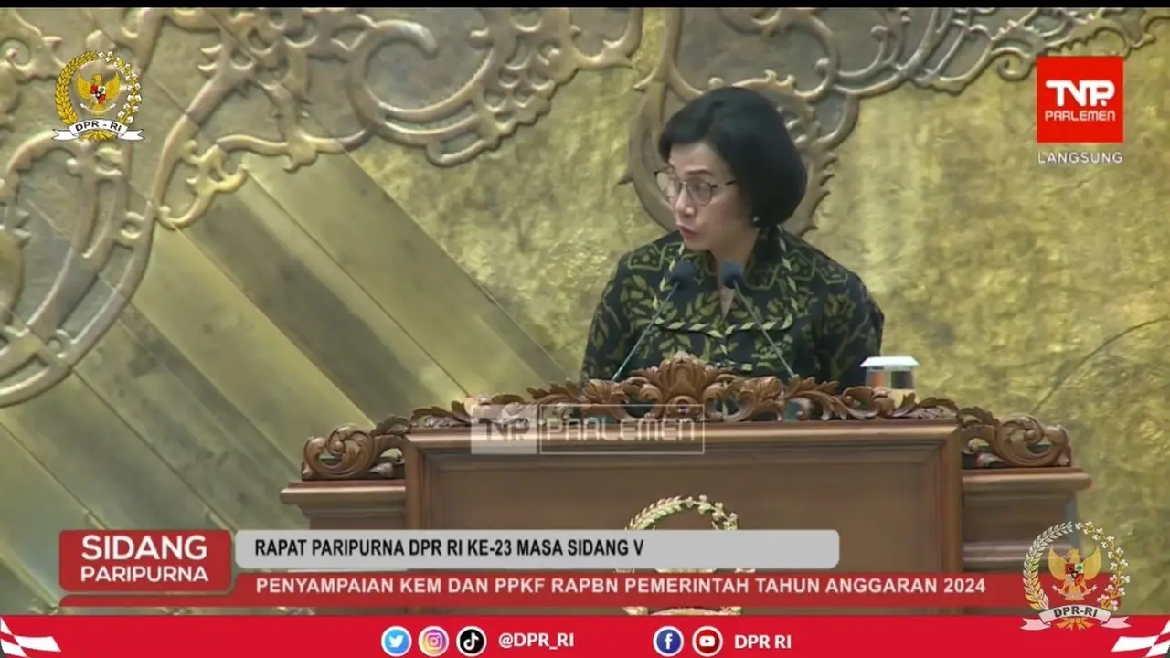 Menteri Keuangan (Menkeu) Sri Mulyani Indrawati dalam Rapat Paripurna DPR RI ke-32 Masa Sidang V, Jumat (19/5/2023). Dia mengungkap kondisi ekonomi global dalam periode satu dekade terakhir.