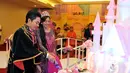 Nuansa resepsi Cinta-Donny juga terasa romantis dengan banyaknya dekorasi berwarna pink, Jakarta, Minggu (8/6/14). (Liputan6.com/Panji Diksana)