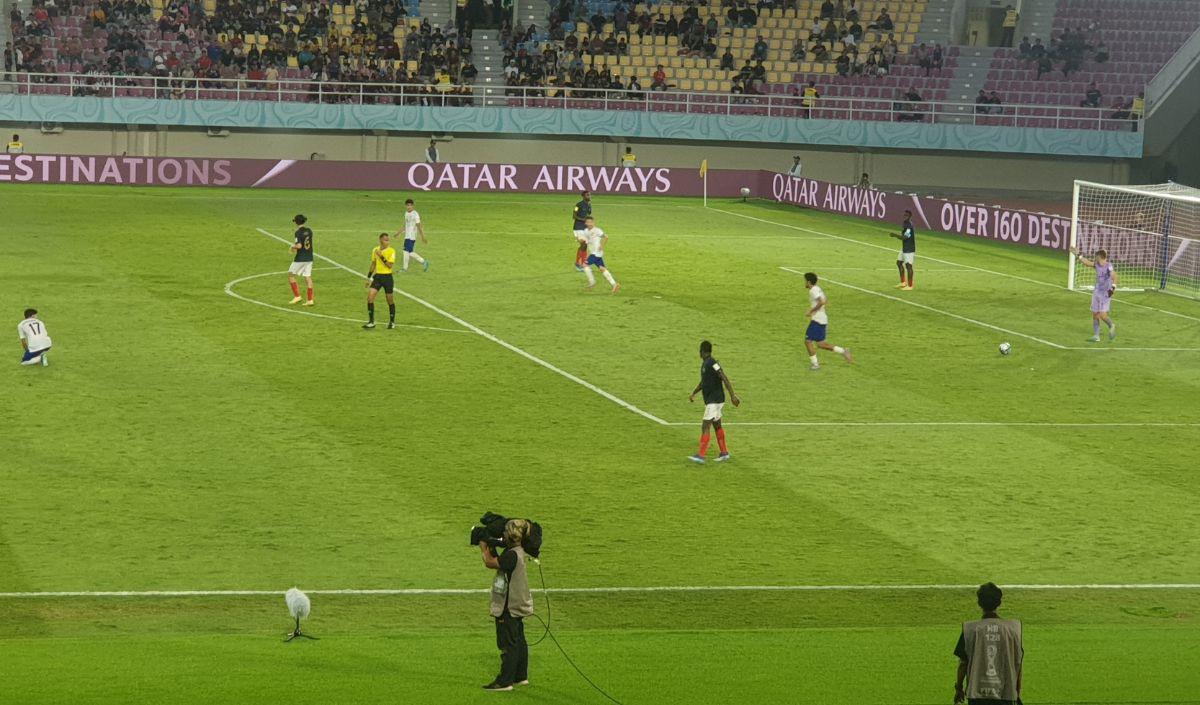 Namun gol sepakan pemain nomor 9 Saidov Amirbek harus dianulir wasit asal Mauritania, Bieda Dahane setelah dilakukan cek VAR.&nbsp;<br>