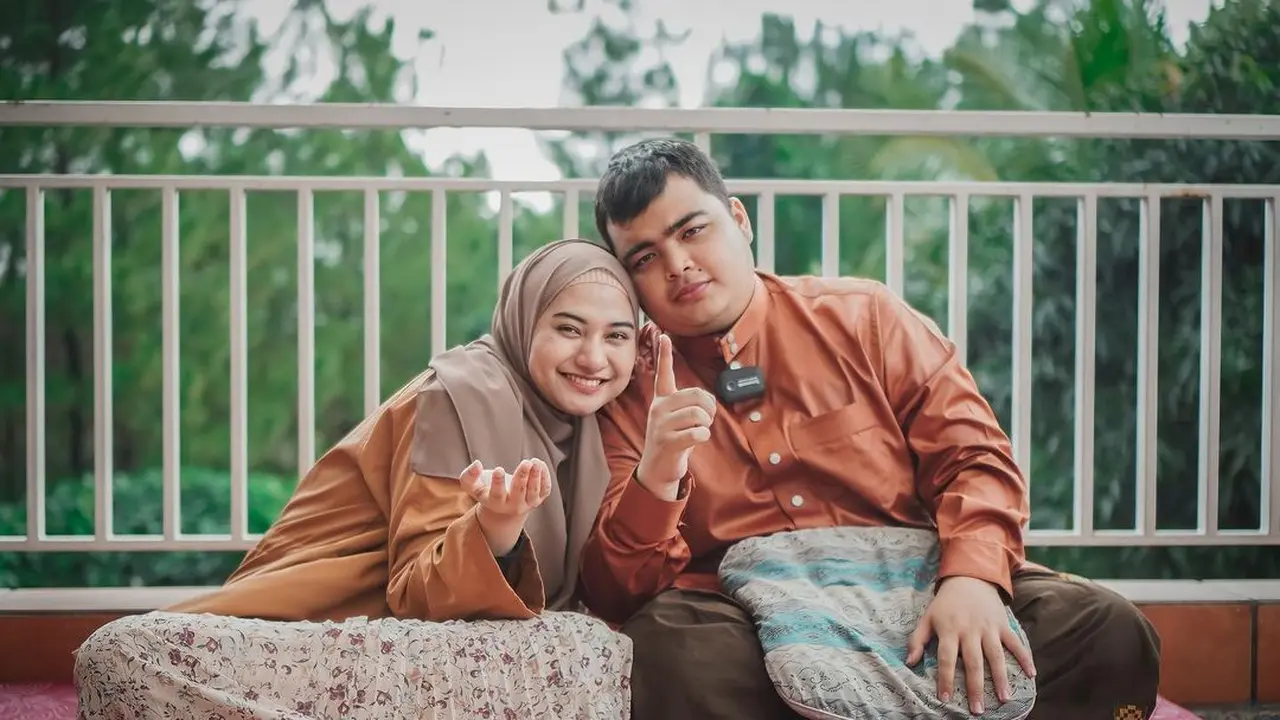 172 Hari Bersama, Ini 6 Potret Perjalanan Cinta Nadzira Shafa dan Ameer Azzikra