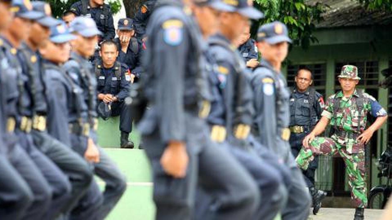 Jodoh di tangan Hansip, untuk mereka yang melanggar norma