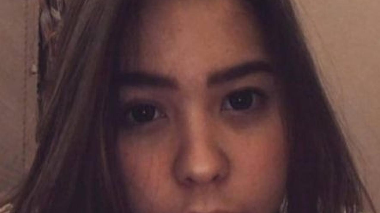 Dengan paras cantik dan pesonanya, banyak yang  menyarankan Nasya untuk berkarier di dunia hiburan atau menjadi seorang model.