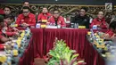 Sekretaris Jenderal PDIP, Hasto Kristiyanto memberikan arahan dalam Rapat Kordinasi Nasional (Rakornas) pemenangan Pileg dan Pilpres 2019 di Jakarta, Sabtu (1/12). Rakornas ini dihadiri pengurus DPD PDIP seluruh Indonesia. (Liputan6.com/Faizal Fanani)