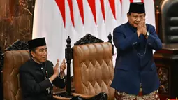 Prabowo Subianto dan Gibran Rakabuming Raka resmi menjabat sebagai Presiden dan Wakil Presiden Republik Indonesia periode 2024-2029. (BAY ISMOYO/AFP)