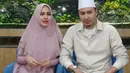 Kartika Putri dan Habib Usman Bin Yahya (Muhammad Akrom Sukarya/© KapanLagi.com)