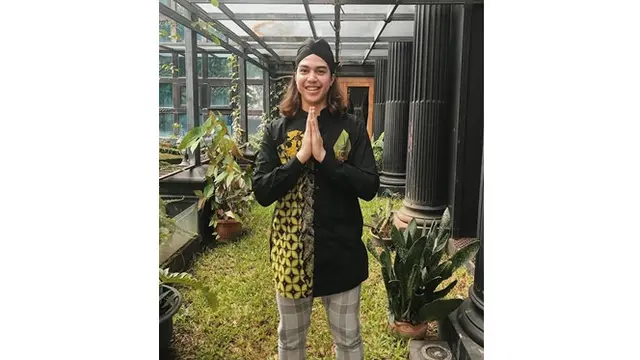 6 Potret Transformasi El Rumi Hingga Berusia 21 Tahun, Didoakan Jadi Pemimpin