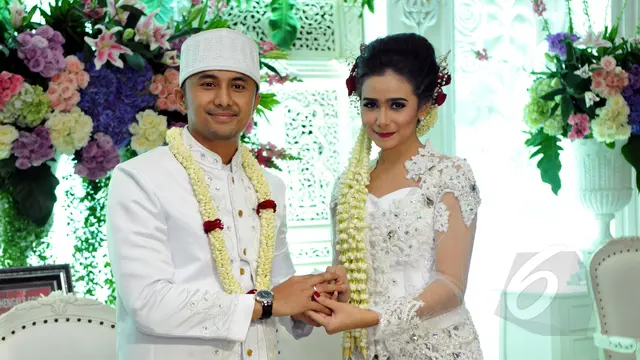 Hengky Kurniawan dan Sonya Fatmala
