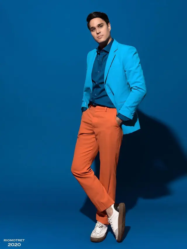 Potret Tampan Mischa Chandrawinata yang Masih Betah Jadi Jomblo