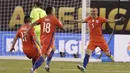 Selebrasi para pemain Cile usai mengalahkan Argentina pada Final Copa America Centenario 2016 di Stadion MetLife, AS, Senin (27/6/2016). (Mandatory Credit: Adam Hunger-USA TODAY Sports)