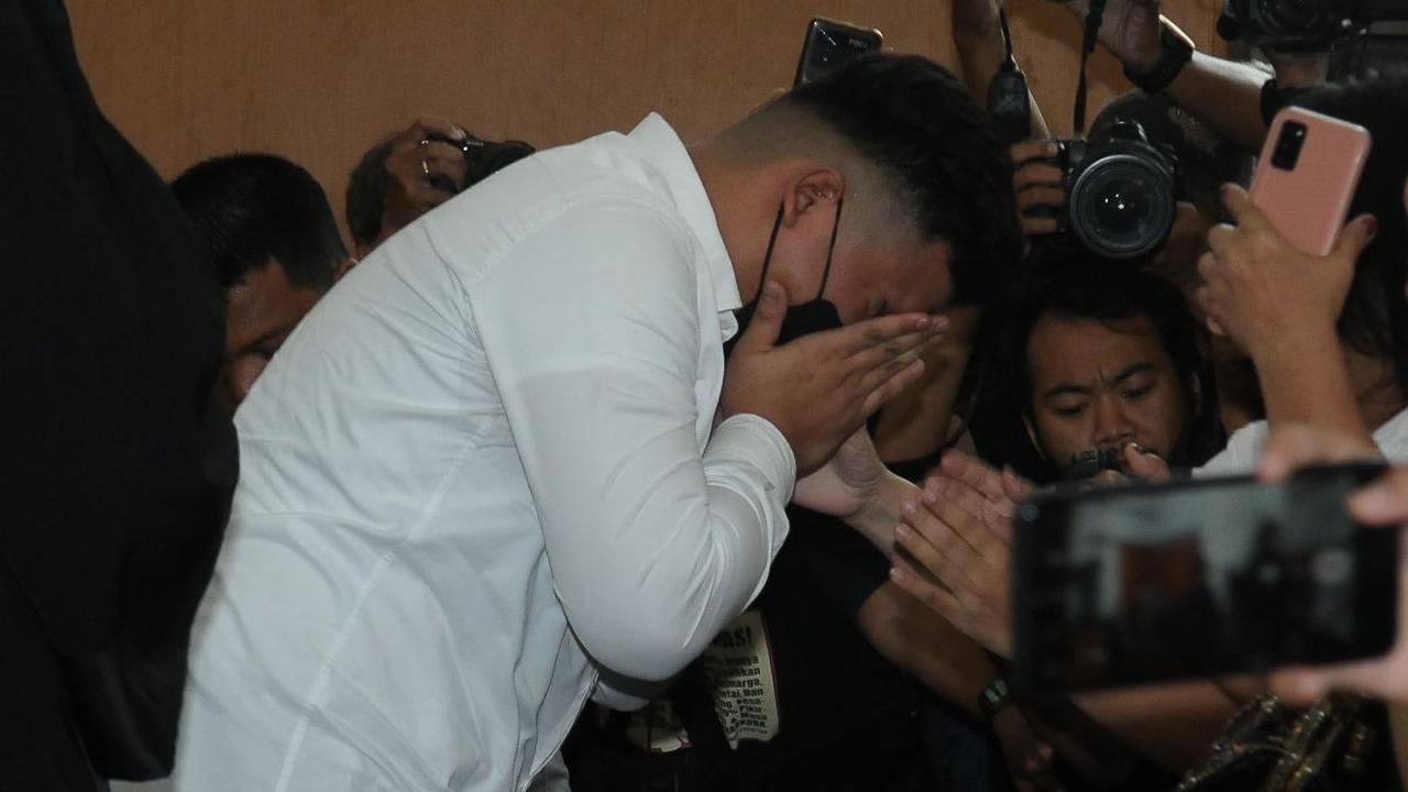 Sementara untuk hal yang meringankan, Shane Lukas mencoba menghentikan penganiayaan yang dilakukan Mario Dandy terhadap David Ozora, kata hakim.<br>