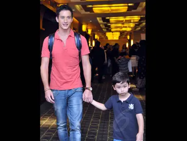 Ditemui di Plaza Senayan, Jakarta, Mike Lewis kembali terlibat dalam sebuah  film anak-anak, Senin (4/8/14). (Liputan6.com/Panji Diksana)