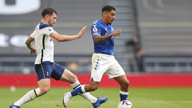 Everton Permalukan Tuan Rumah Tottenham Hotspur