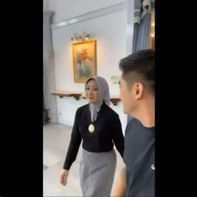 Super Luas, Ada Masjid dan Banyak Lukisan di Rumah Dinas Ridwan Kamil