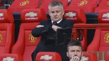 Manajer Manchester United Ole Gunnar Solskjaer tampak sedih selama pertandingan sepak bola Liga Inggris antara Manchester United dan Crystal Palace di stadion Old Trafford di Manchester, Inggris, Sabtu, 19 September 2020. (Richard Heathcote / Pool via AP)