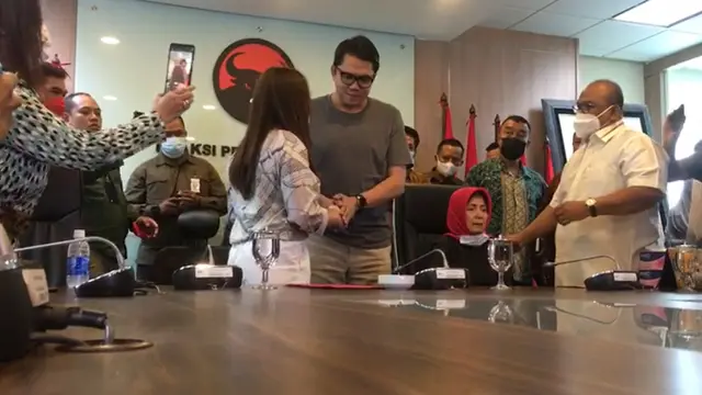 Anggiat Pasaribu minta maaf ke keluarga Artaria Dahlan