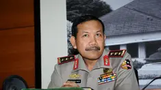 Komjen Pol Badrodin Haiti akan mencermati secara serius kasus yang membelit para pimpinan KPK.