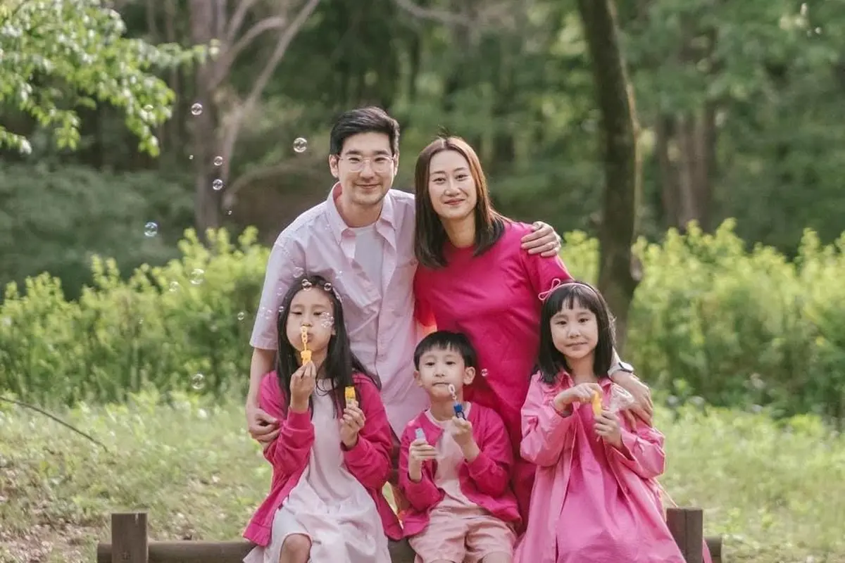 Ilustrasi keluarga Kimbab Family/Kimbab Family Official