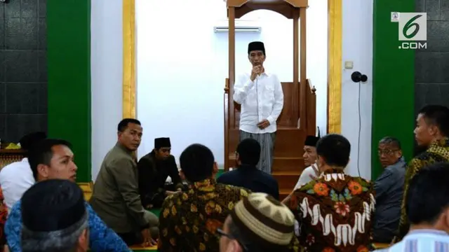 Salat Tarawih dengan Warga Sentul, Ini Imbauan Jokowi  