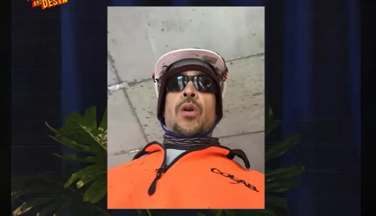 "Nah ini (badan sehat), setelah 2,5 tahun kerja sebagai kuli, tiap hari bisa 8 jam-10 jam angkat-angkat besi," kata Jamie dikutip dari YouTube Vindes. [Youtube/Vindes]