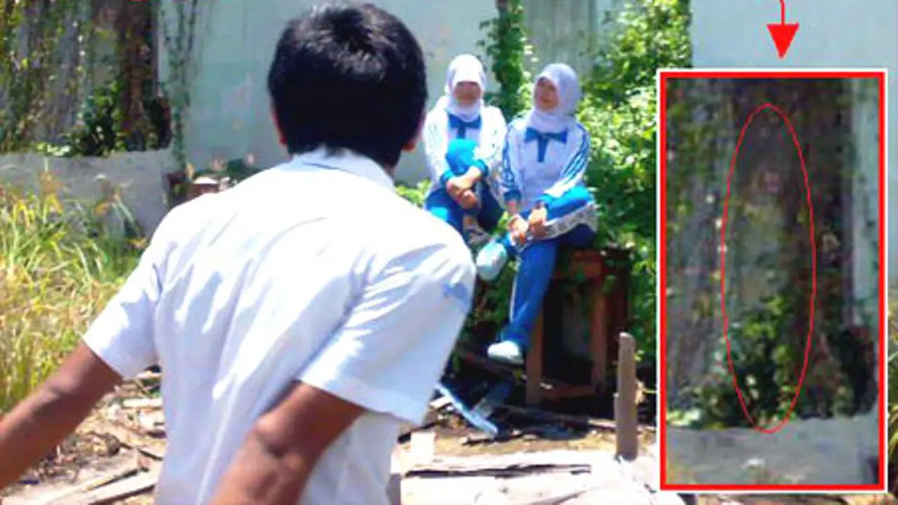 Heboh Ada Penampakan Hantu Selfie di Rumah Lawas