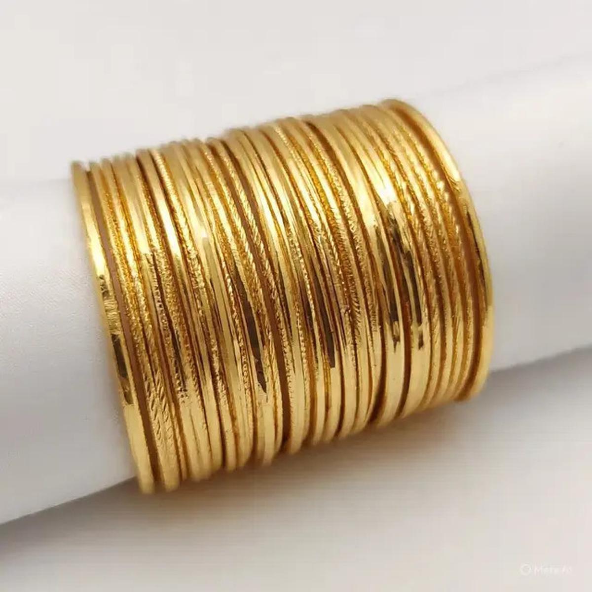 Lebih Baik Beli Dua Gelang Ringan atau Satu yang Lebih Mewah? Simak Dulu Ini