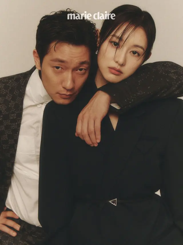 Inspirasi Gaya Foto Prewedding Romantis ala Kim Ji Won dan Sukku Son dari Drama My Liberation Notes