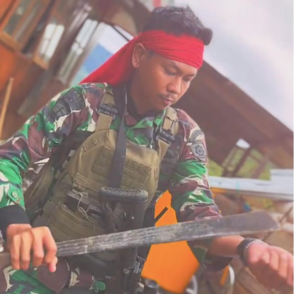 tni senjata mandau