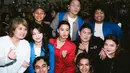 Kesempatan untuk merekonstruksi adegan favorit dari sinetron yang juga disediakan menambah keseruan acara ini. Kehadiran Rizwan Fadilah dan Raissa Anggiani sebagai bintang tamu spesial juga membuat Asmara Gen Z Love Fest semakin semarak. Ben Kasyafani, Eca Aura, dan Marshel Widianto sebagai pemandu acara juga sukses menghidupkan suasana dengan candaan dan interaksi yang menghibur. (Liputan6.com/IG/@flaviozavieraa)