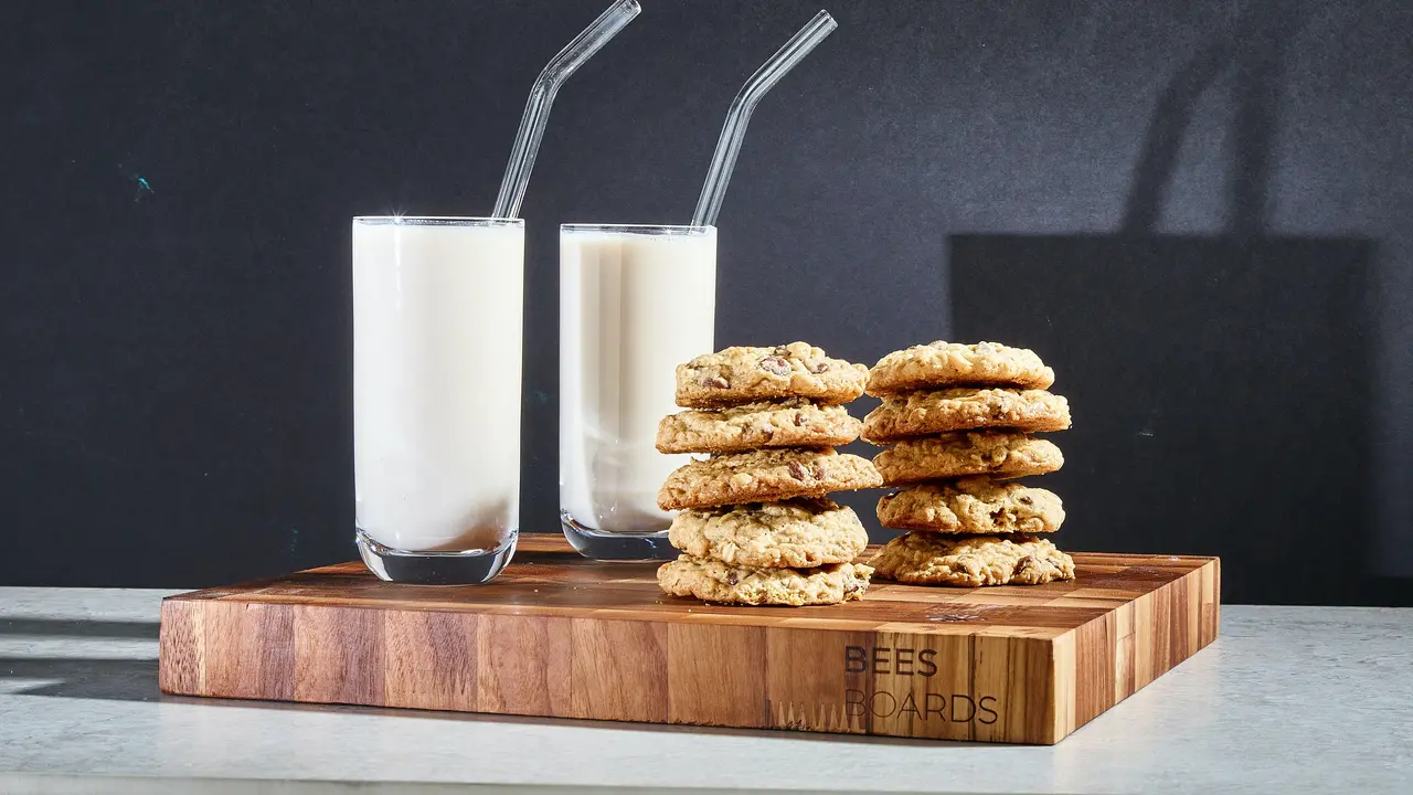 ilustrasi susu dairy products