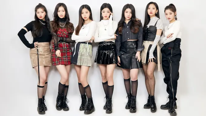 [Fimela] Purple Kiss