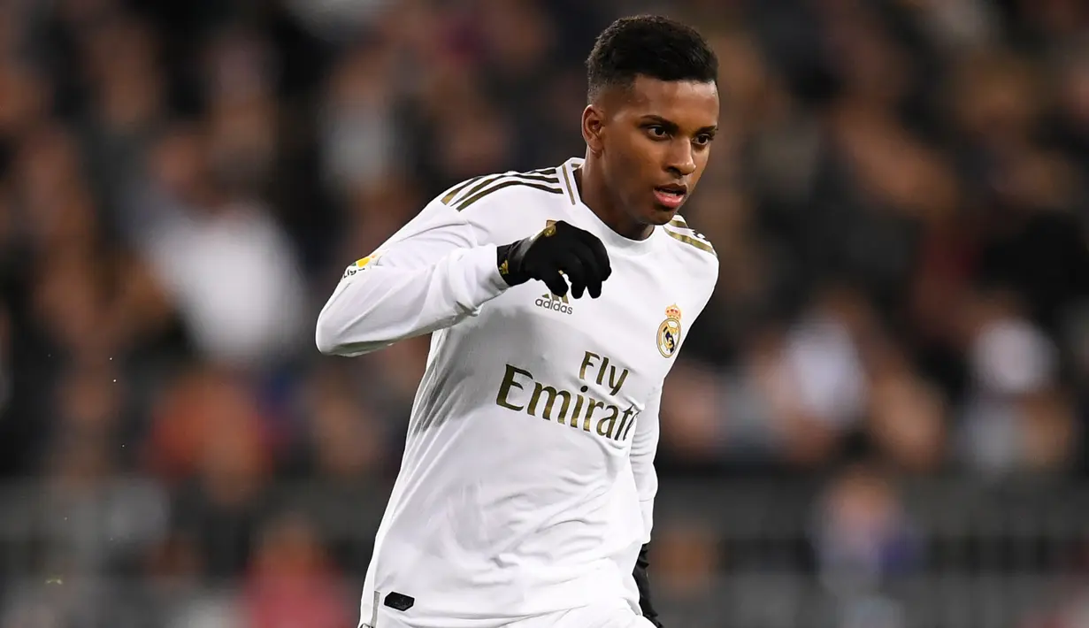 6. Rodrygo (Real Madrid) - Pemain berusia 19 tahun asal Brasil ini telah menunjukkan kemampuannya yang menarik musim lalu. Rodrygo tampil mengesankan saat mencetak hattick ke gawang Galatasaray di ajang Liga Champions. (AFP/Pierre-Philippe Marcou)