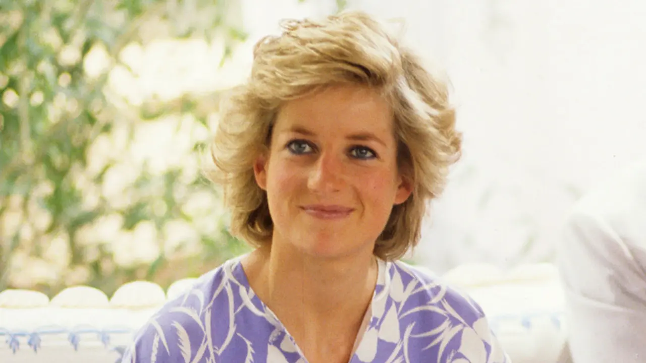 [Bintang] Lady Di