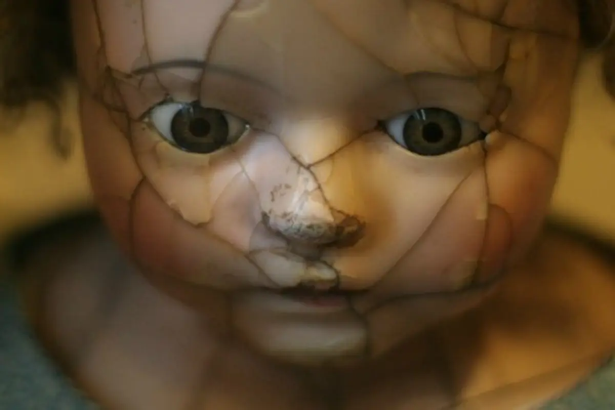 Boneka seram (0)