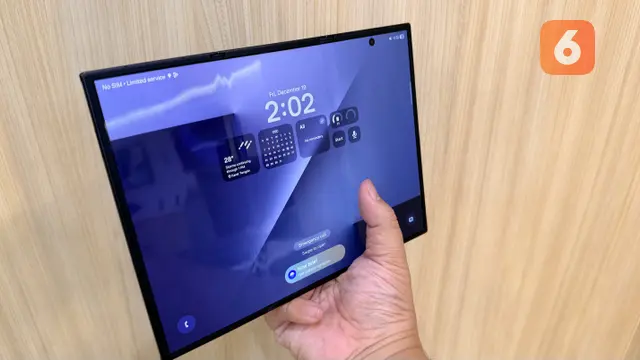 Galaxy Z Trifold