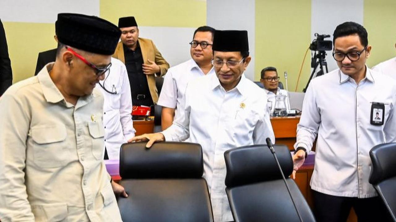 Panja Haji DPR Temui Prabowo di Istana, Lapor Penurunan Biaya Haji 2025