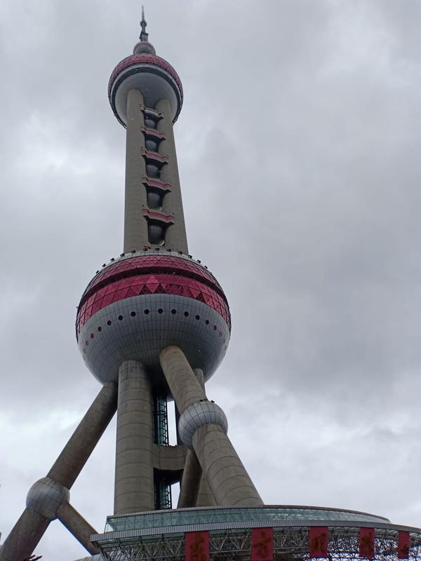 Oriental Pearl TV Tower di Kota Shanghai, China. (Liquid/Raetedy Refanatha)