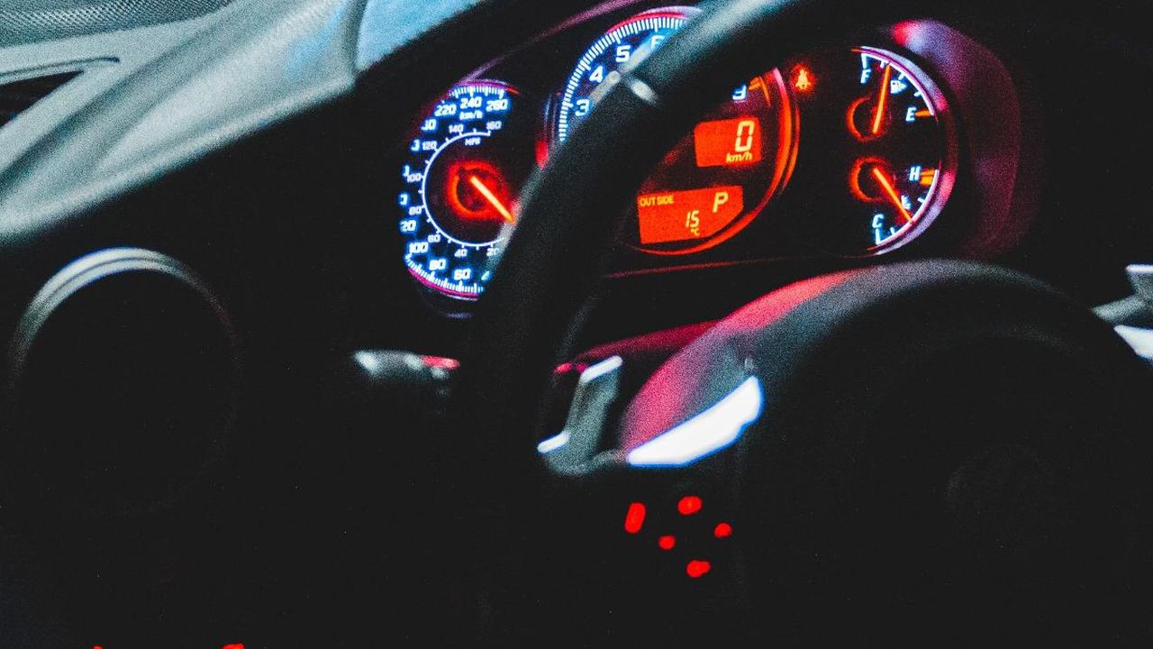 Lantas, apakah berhubungan sexs di taksi robot diperbolehkan?