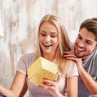 Hadiah Istimewa Buat Istri yang Telah Rela Diajak Berjuang Bersama Selama Ini