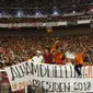 Para Jakmania merayakan kemenangan Persija Jakarta atas Bali United pada final Piala Presiden di SUGBK, Jakarta, Sabtu (17/2/2018). Persija menang 3-0 atas Bali United. (Bola.com/M Iqbal Ichsan)