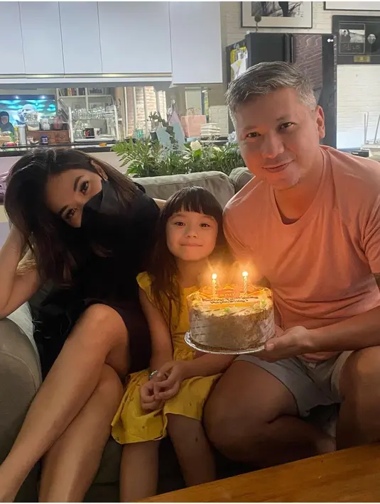 Gading Marten ultah ke-40 (Instagram/gadiiing)