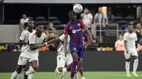 Ousmane Dembele masih main untuk Barcelona di El Clasico lawan Real Madrid pada tur pramusim di Amerika Serikat. Winger asal Prancis itu bahkan sumbang satu gol (AFP)