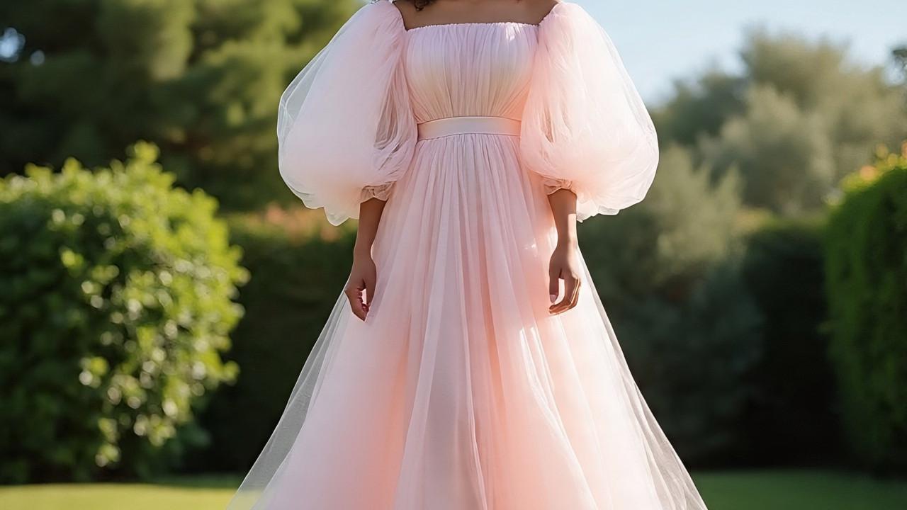Model Long Dress