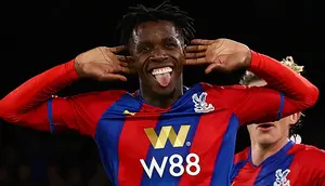 Roma Kaji Opsi Gaet Wilfried Zaha Secara Gratis Usai Gagal Dapat Winger Kiri