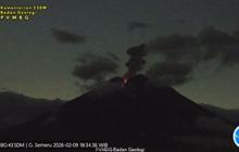 Gunung Semeru Erupsi Kembali, Kolom Letusan Capai 900 Meter