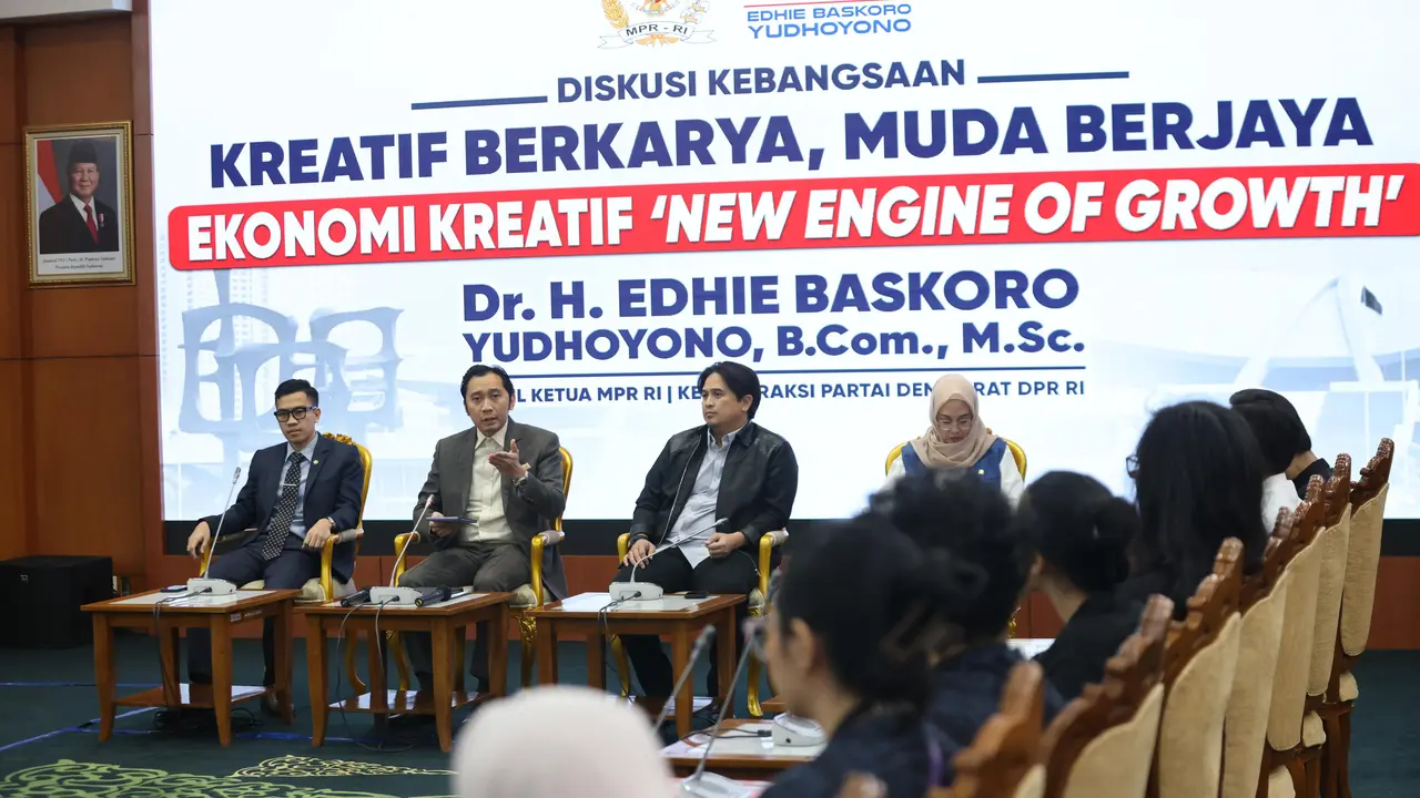 Wakil MPR RI dari Partai Demokrat Edhie Baskoro Yudhoyono (Ibas) saat Diskusi Kebangsaan “Kreatif Berkarya, Muda Berjaya: Ekonomi Kreatif New Engine of Growth” (Istimewa)