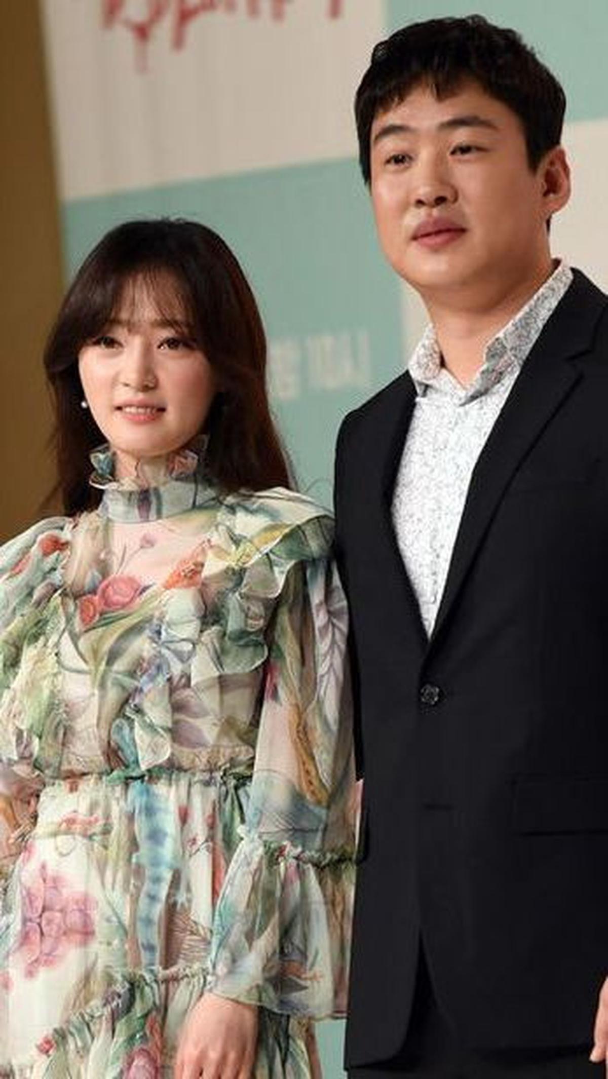 4. Baek Seol He dan Kim Joo Man - Fight For My Way (2017)<br>