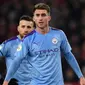 Aymeric Laporte. Bek yang kini membela Spanyol ini telah 4 musim menghuni skuat Manchester City. Sempat menjadi pilihan utama di belakang, kini terpinggirkan dan kalah bersaing dengan Ruben Dias dan John Stones. Butuh menit bermain reguler untuk menjadi skuat utama Spanyol. (AFP/Oli Scarff)